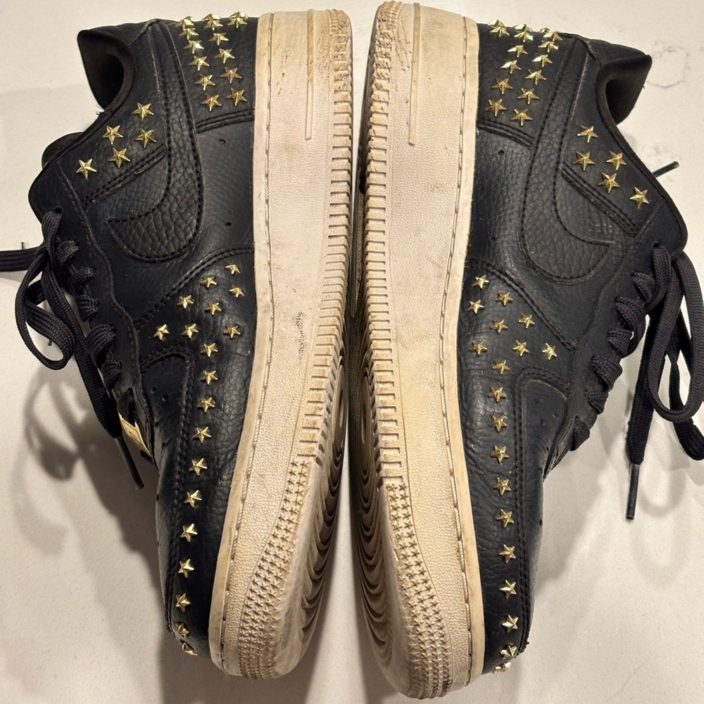 Nike Air Force 1 07 XX GOLD Low Star Studded Black & White Sneakers - Women’s 7 - Picture 12 of 14